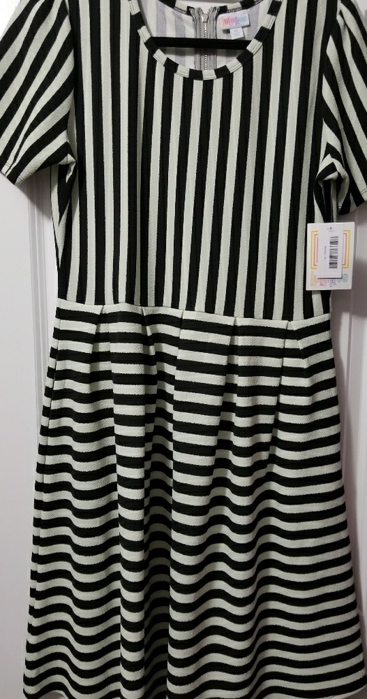 LuLaRoe Amelia dress